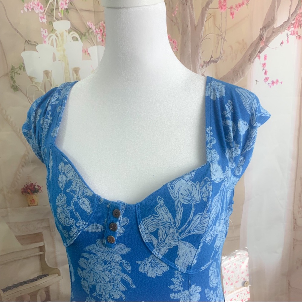 NEW Free People Vanessa Top In Blue - Picture 3 of 11